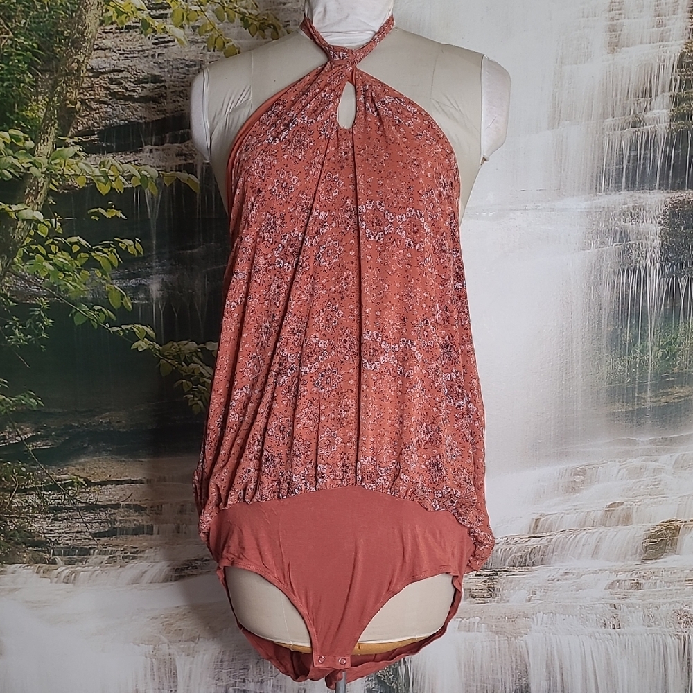 Maurices Womens 3X Medallion print halter Neck Bodysuit in warm rustic tones